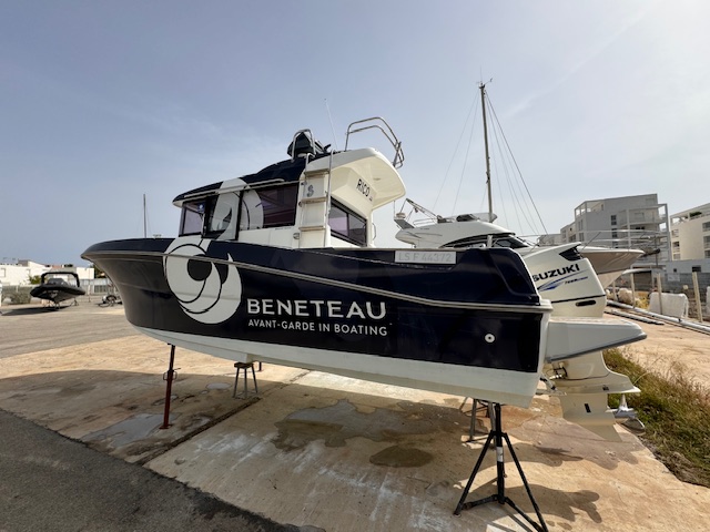 slider 3 Beneteau Barracuda 9